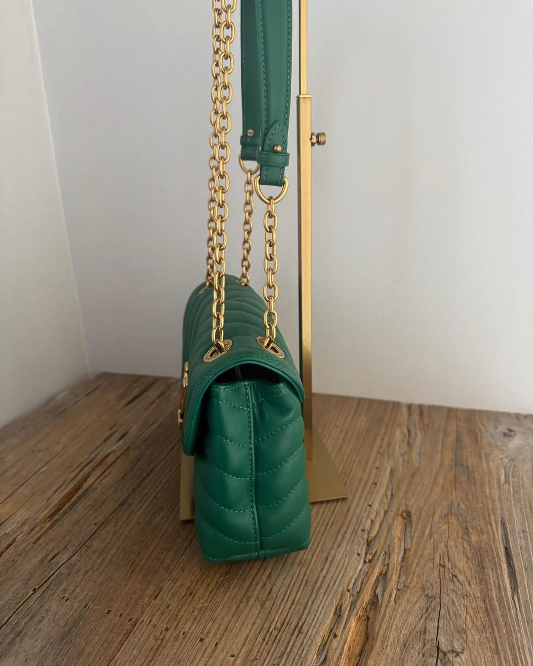 LOUIS VUITTON NEW WAVE CHAIN BAG MM IN EMERALD GREEN