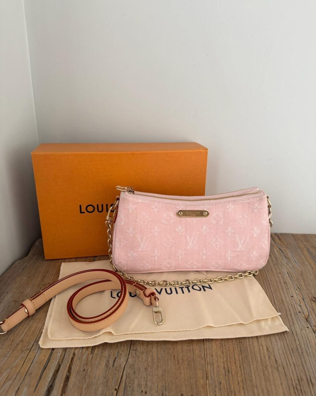 Louis Vuitton Liv Pochette Pink Denim Shoulder Bag LV Mini Purse Authentic