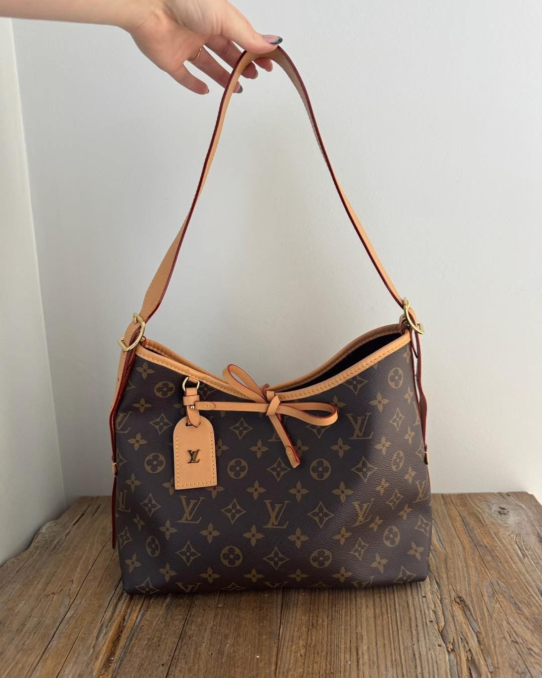 LV CarryAll MM