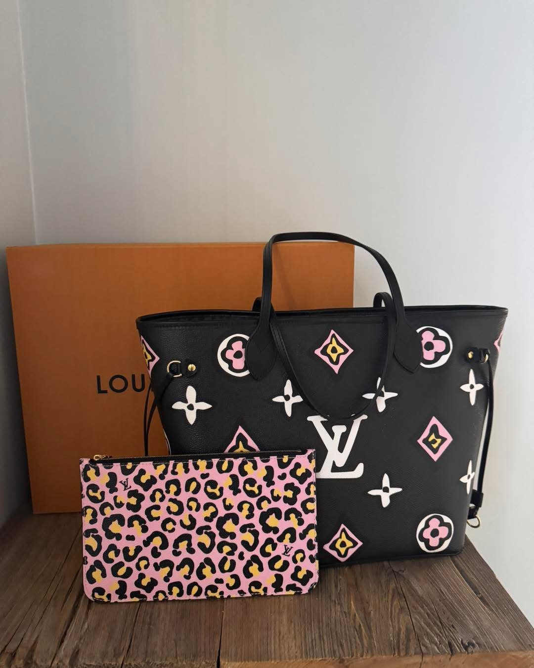 Black and Multicolor Autres Toiles Monogram Wild at Heart Neverfull MM Gold Hardware, 2021