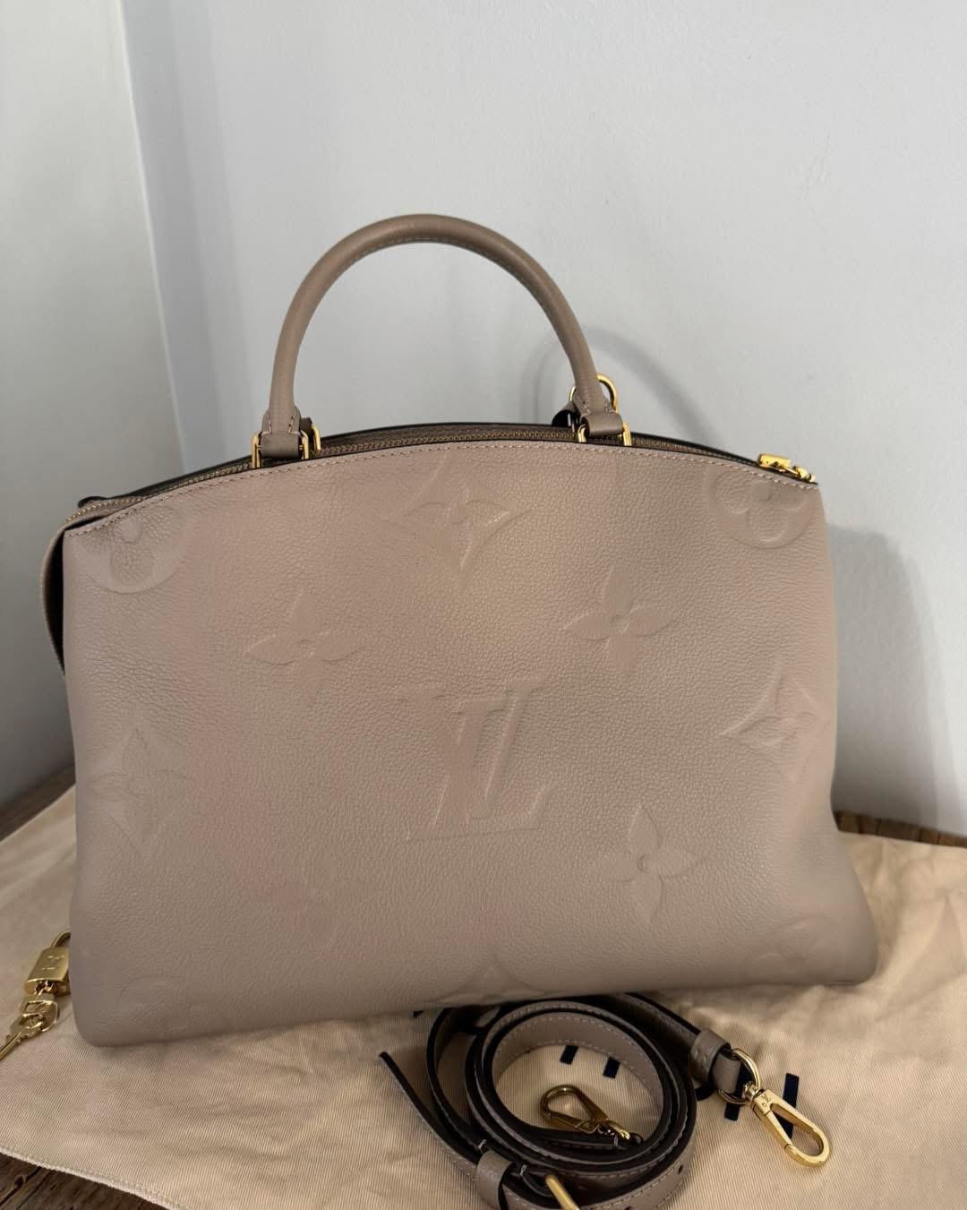 Grand palais leather handbag