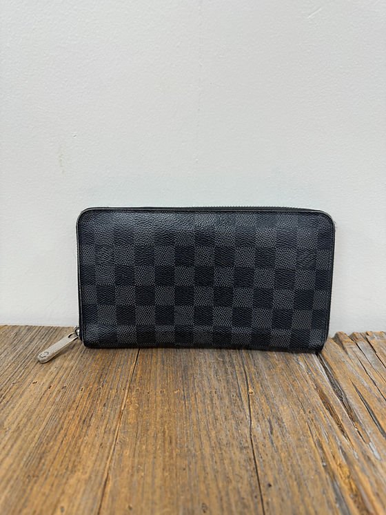 LV Graphite Zippy Organizer