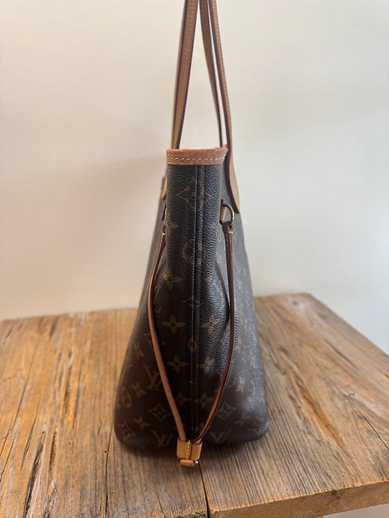 LV Monogram/Red Neverfull MM