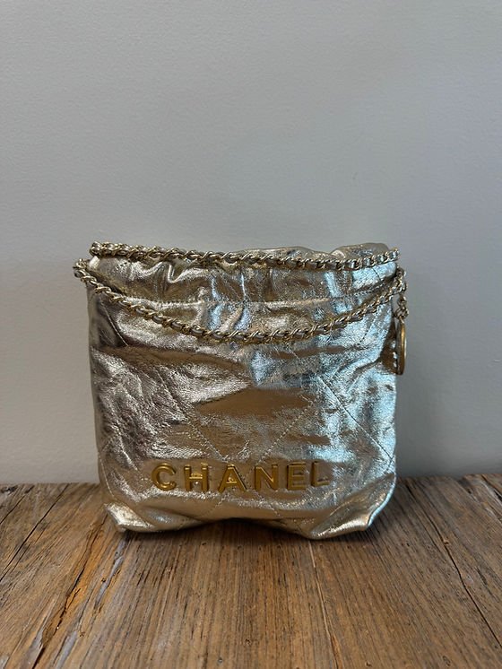 Chanel 22 Mini in Gold Lambskin