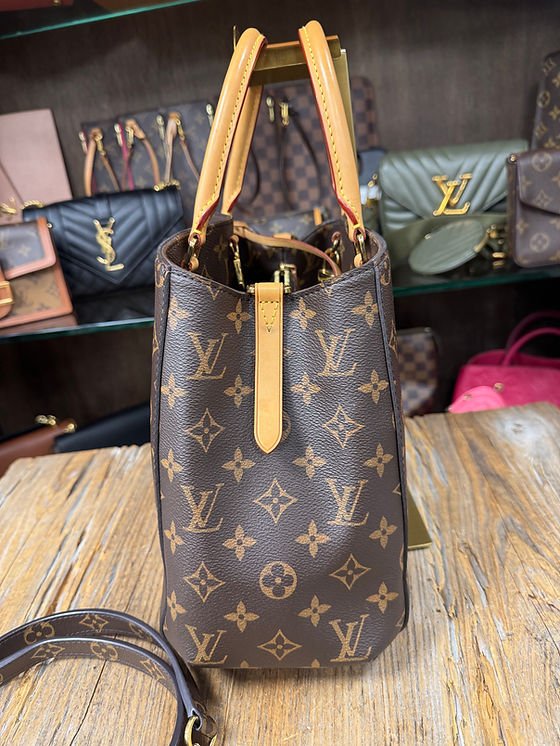 LV Monogram Montaigne MM