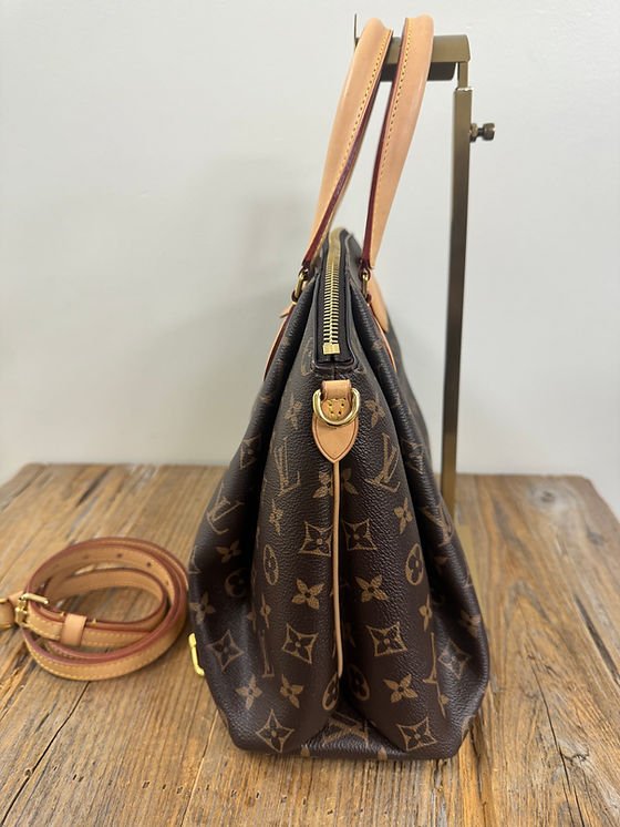 LV Monogram Rivoli MM