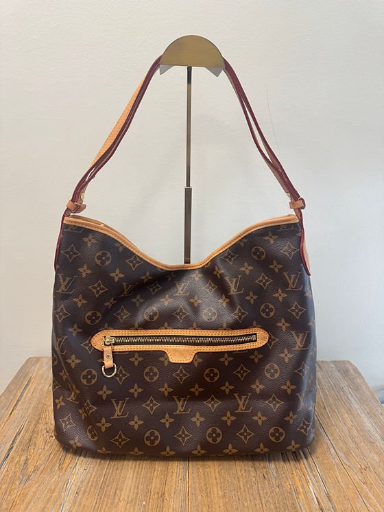 LV Monogram Lineup MM