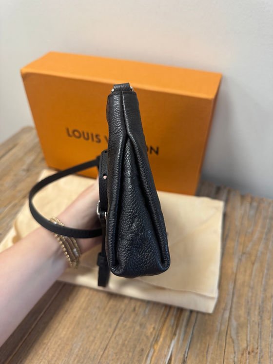 LV Empriente Noir Pallas Clutch