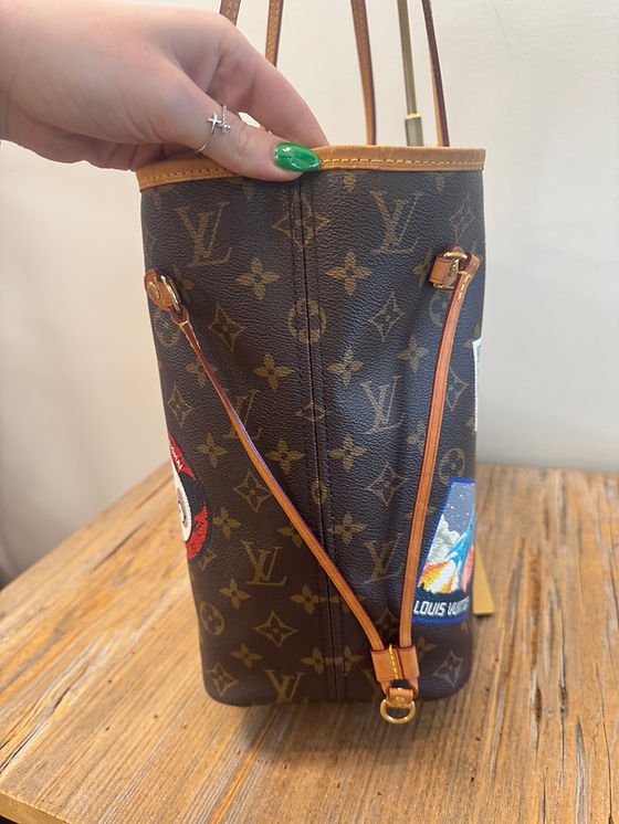 LV World Tour Neverfull MM